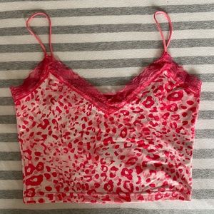 Hot Pink Cheetah cropped tank top